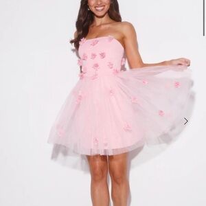 Charming Pink Floral women’s mini Dress size 6 HelloMolly Hello Molly Boutique